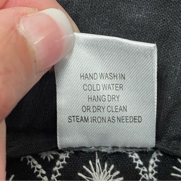 il Gilet / Black & White Embroidered Linen Blend Bermuda Shorts Size 10 - Picture 7 of 9